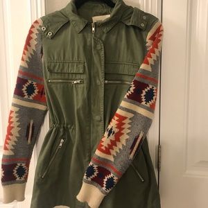 Unique Army jacket with southwest arms